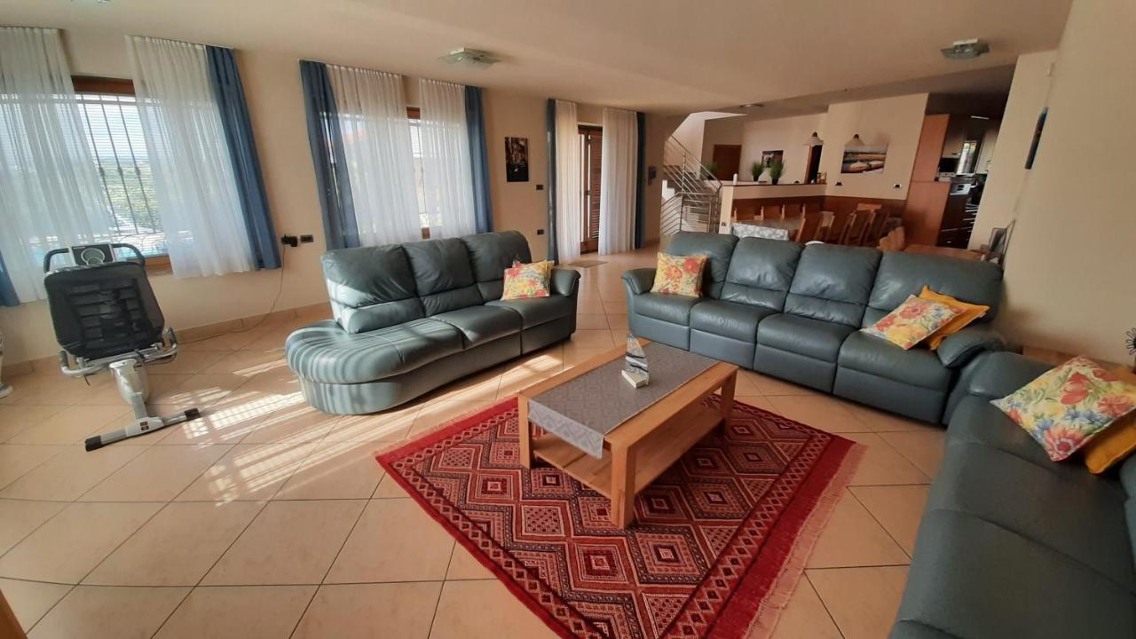 Relax Vila Kampel Koper Exterior photo